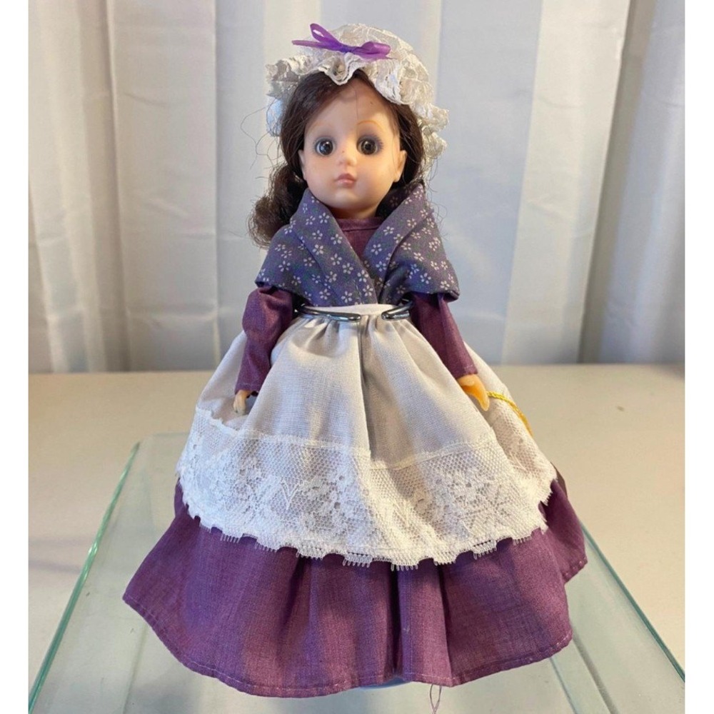 Crown Princess  World Doll 12023 Purple Dress Lace Apron Collectible Doll Stand